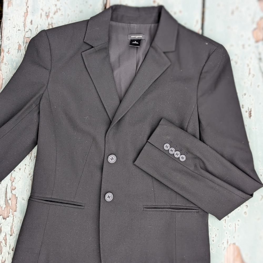 Ann Taylor Women's Black Blazer